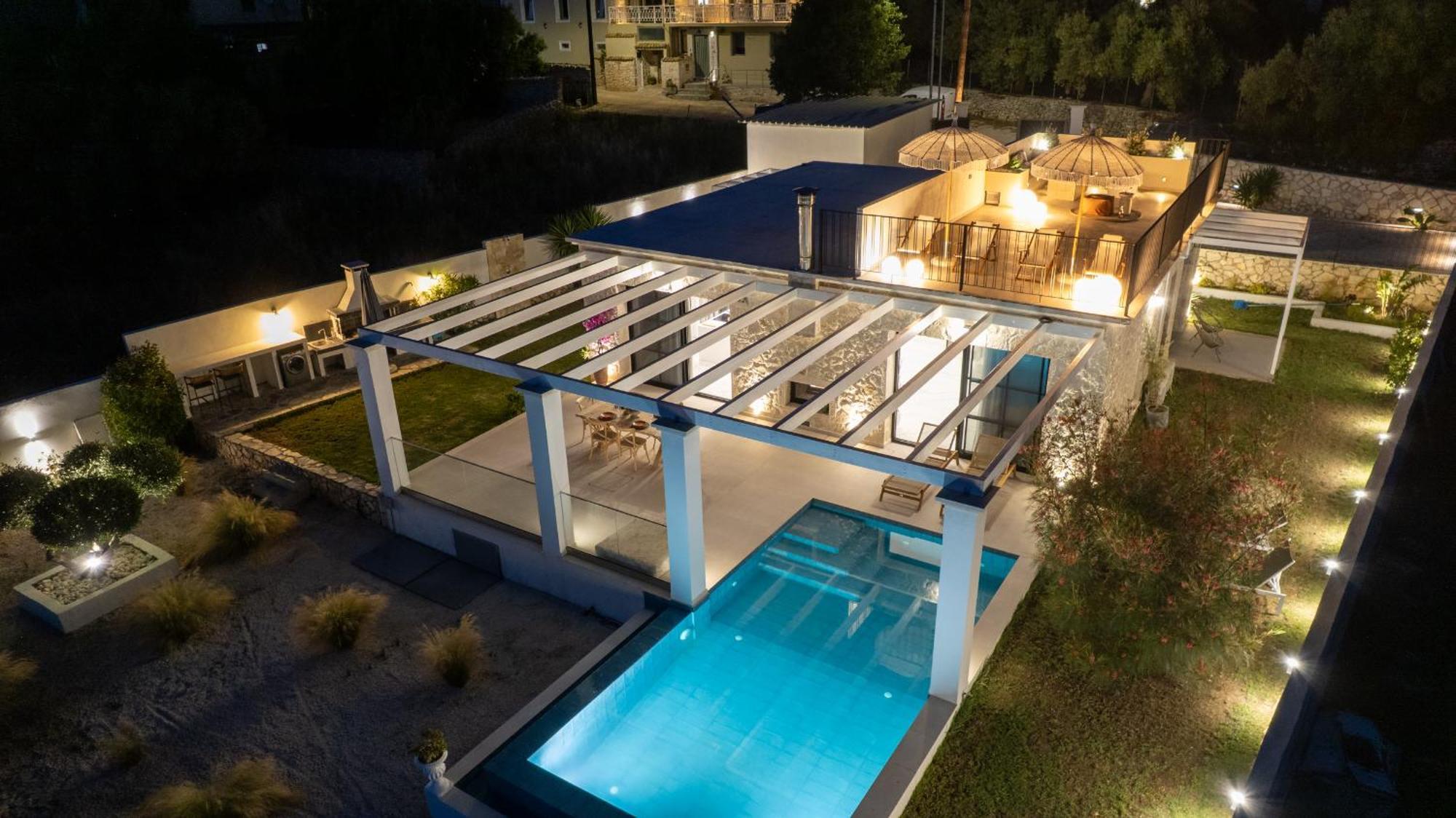 Luz Blanca Villa