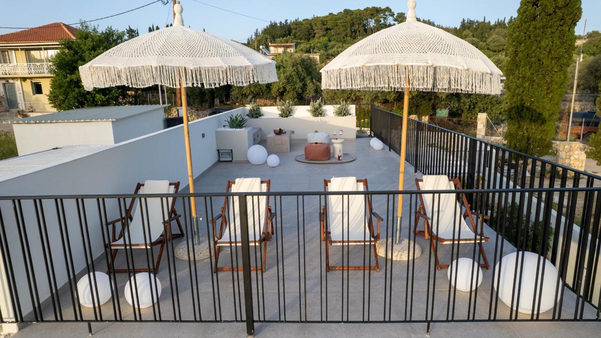Luz Blanca Villa Agios Leon